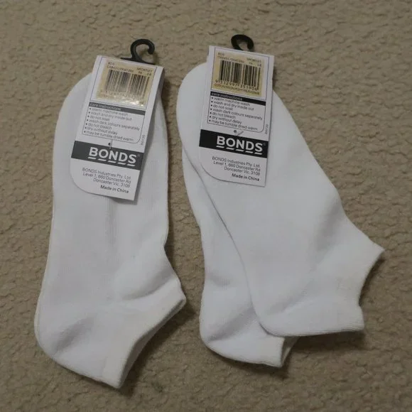 BONDS COTTON BLEND (SMALL LOGO! HARD TO FIND!) WOMENS ANKLET WHITE SIZE 2-8 - Picture 3 of 3